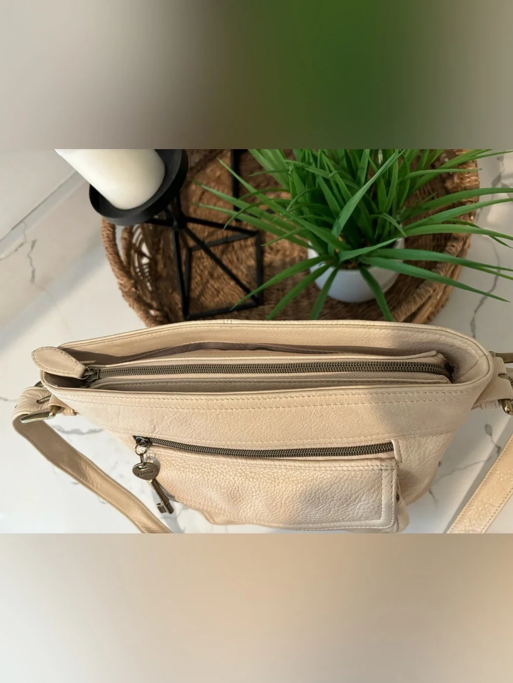 Fossil Vintage 1990’s Pebbled Leather Organizer Crossbody Light Beige 75082